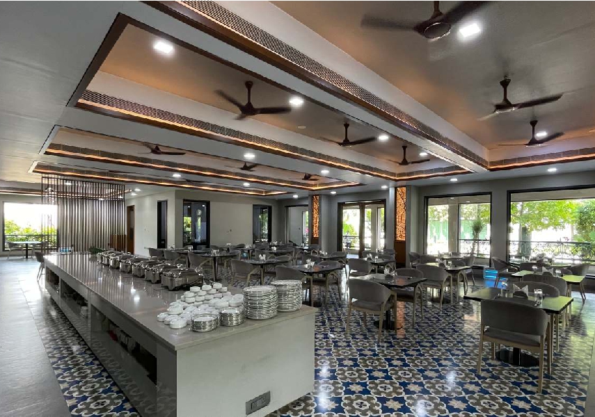 Dining Hall & Meal Services